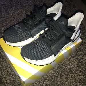 Adidas Ultra Boost 19 Oreo